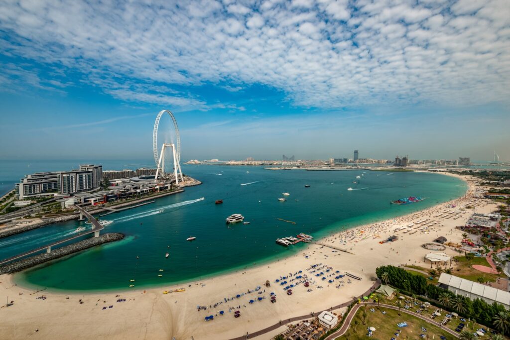 Why Dubai is the Best Emirate to Live In?